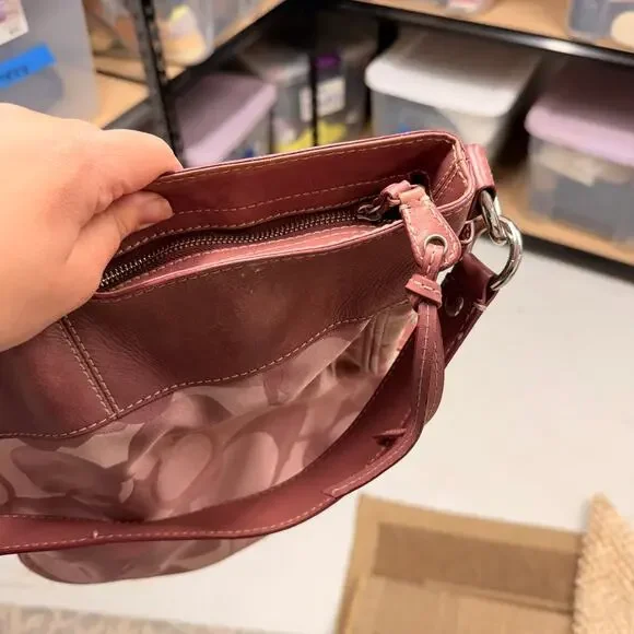 Y2K PINK Coach Signature C Logo Hobo Shoulder Bag VTG Zoe Optic EUC 2000s F14710 - Picture 7 of 11